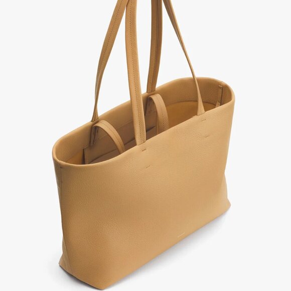 Cuyana Small Easy Tote in Biscuit Pebbled Leather - Picture 3 of 11